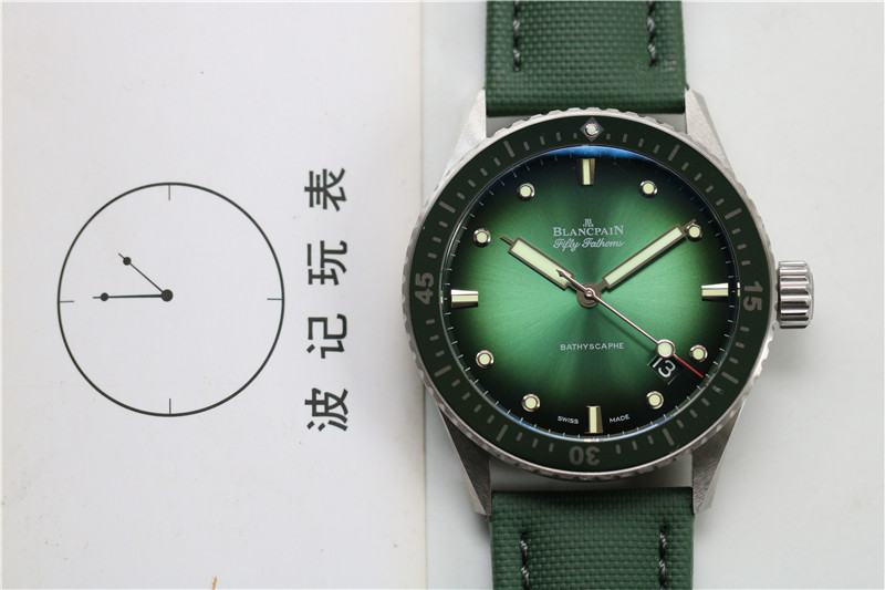 腕表评测：GF厂宝珀五十噚5000极光绿钢壳43毫米-波记玩表